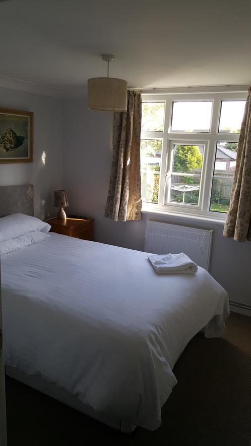 Church End Farm Bed And Breakfast Hale  Экстерьер фото