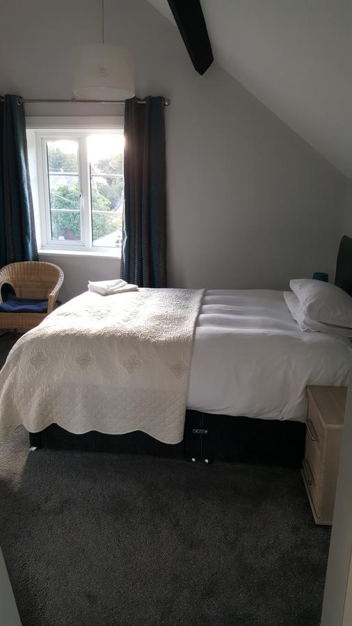 Church End Farm Bed And Breakfast Hale  Экстерьер фото